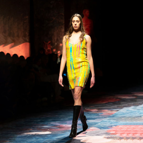 Vestido de lentejuelas arcoiris