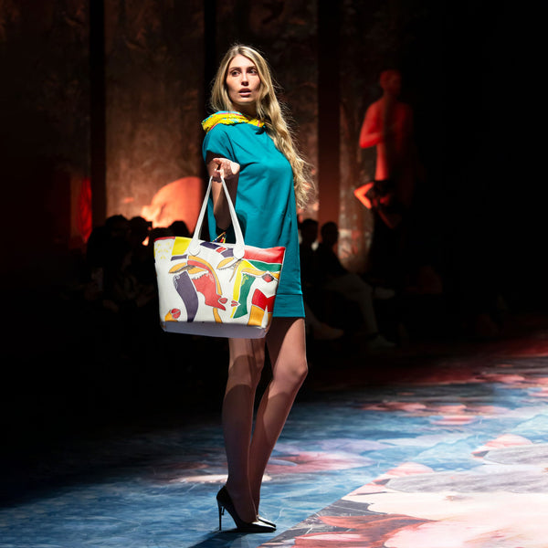Vestido turquesa con capucha Rainbow