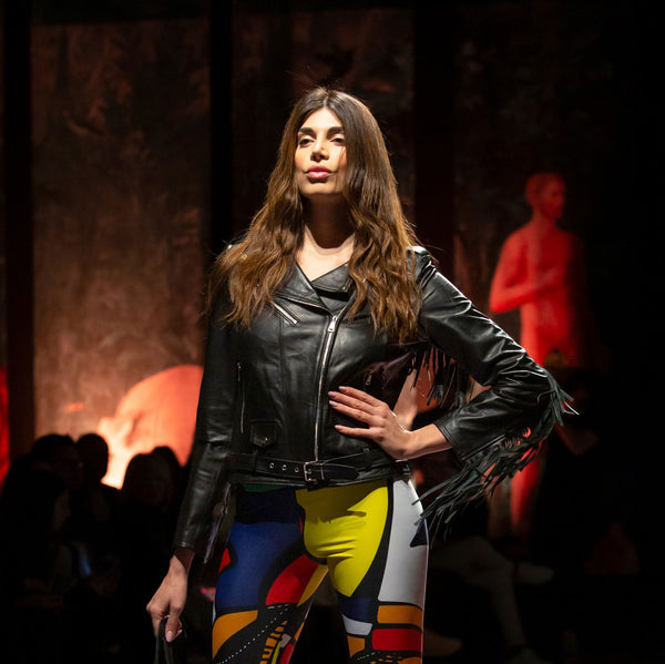 Chaqueta escultura con flecos 